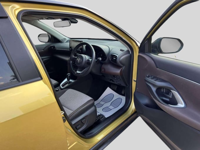 2025 Toyota Yaris Cross