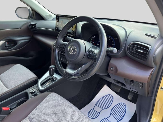 2025 Toyota Yaris Cross
