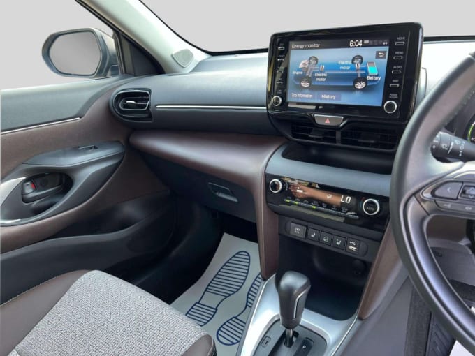 2025 Toyota Yaris Cross