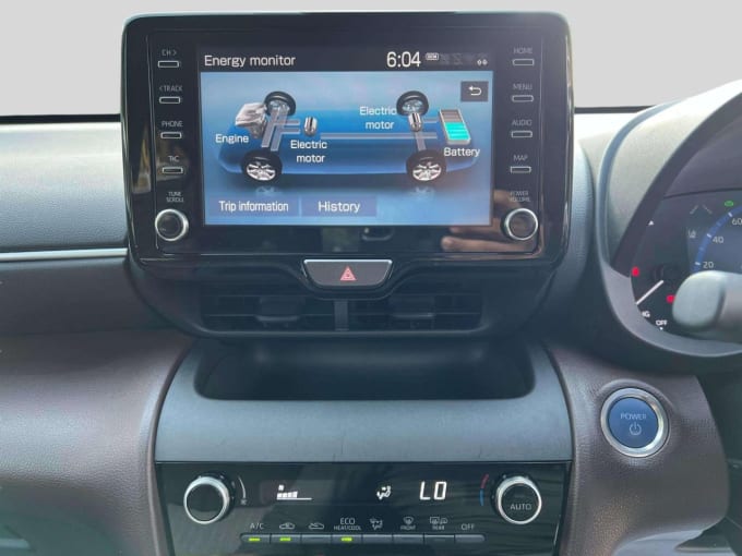 2025 Toyota Yaris Cross