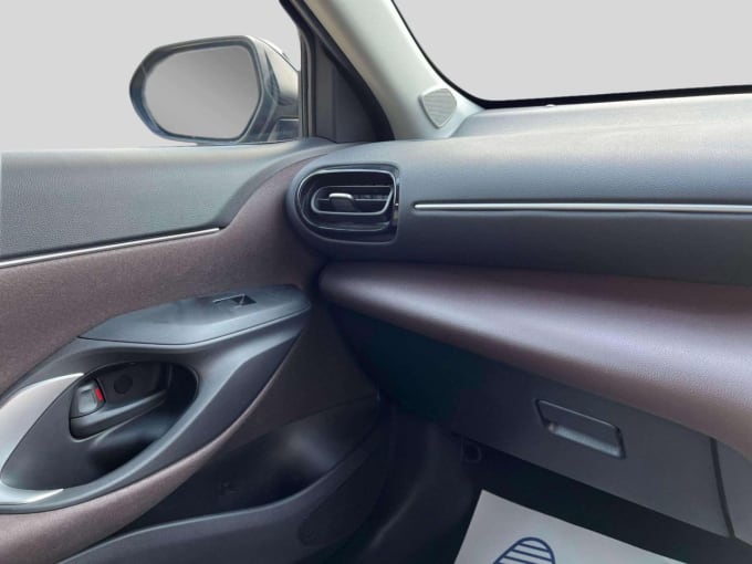 2025 Toyota Yaris Cross