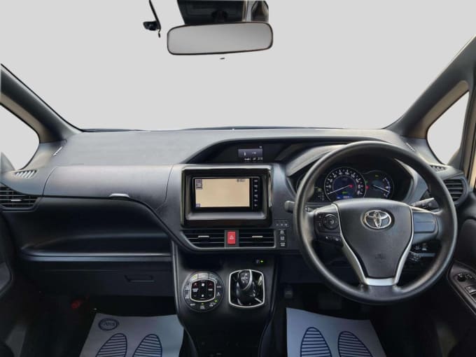 2025 Toyota Noah