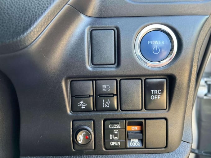 2025 Toyota Noah