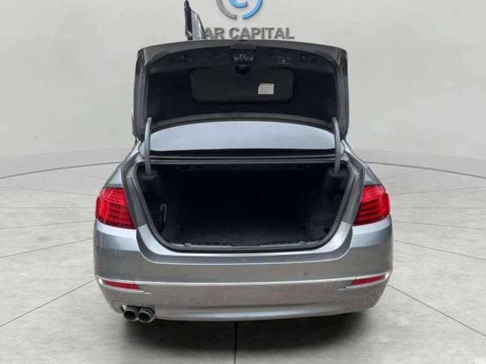 2025 BMW 5-series
