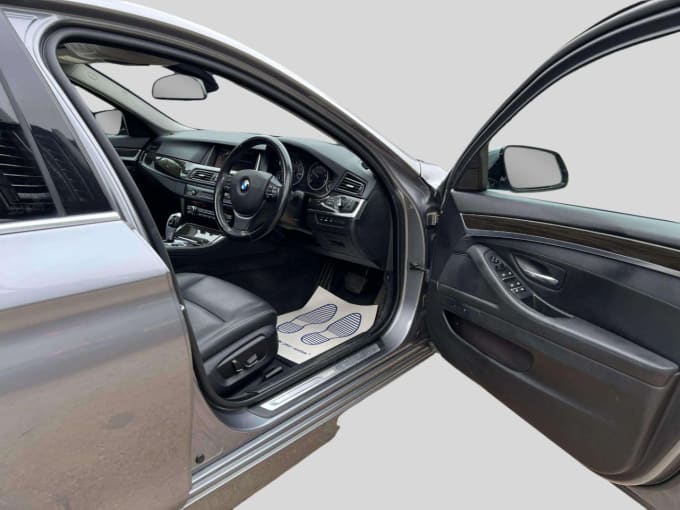 2025 BMW 5-series