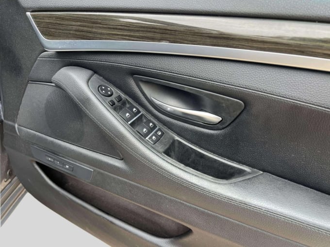 2025 BMW 5-series