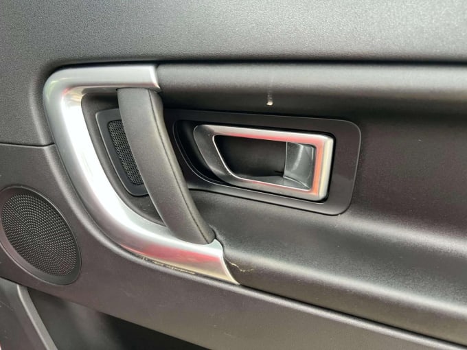 2025 Land Rover Discovery Sport