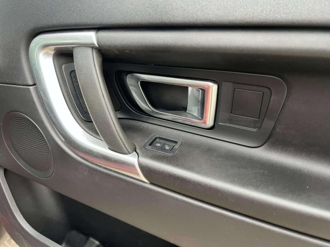 2025 Land Rover Discovery Sport