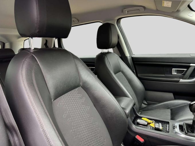 2025 Land Rover Discovery Sport