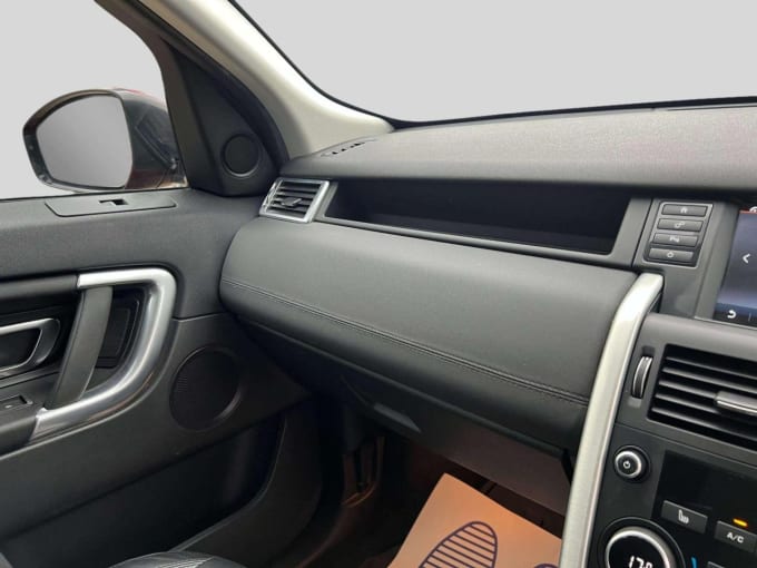 2025 Land Rover Discovery Sport