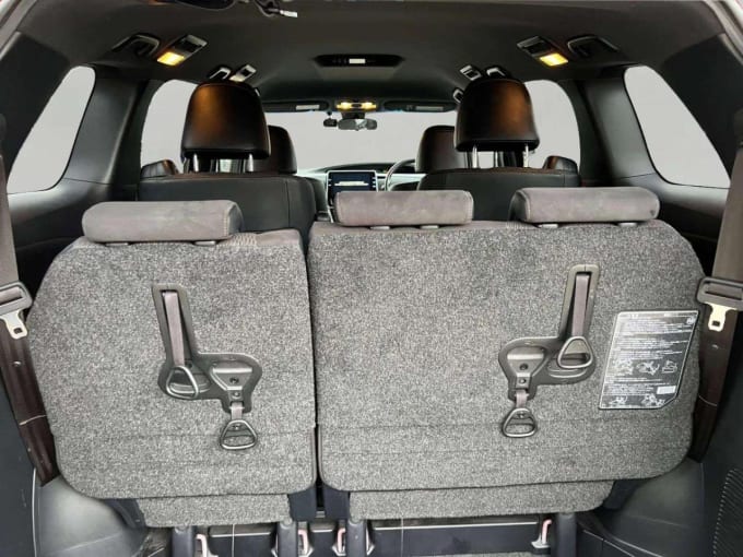 2025 Toyota Estima