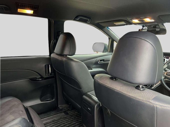 2025 Toyota Estima