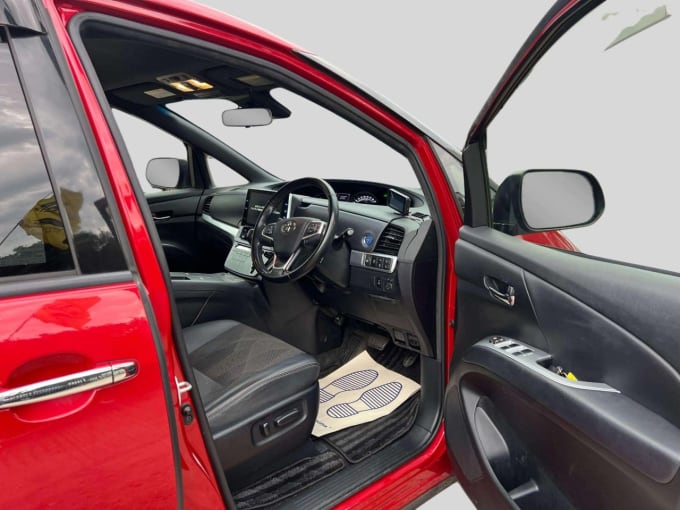 2025 Toyota Estima