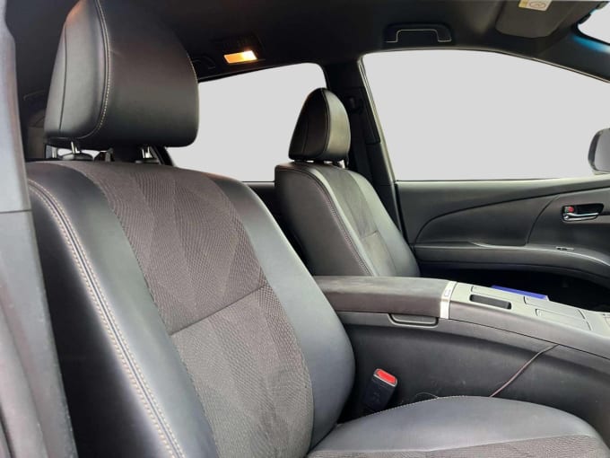 2025 Toyota Estima