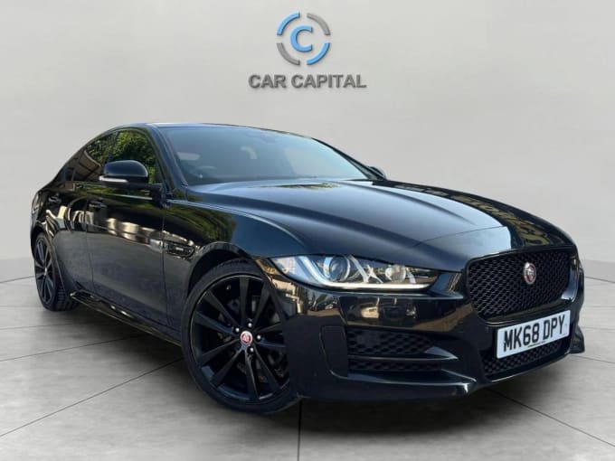 2025 Jaguar Xe
