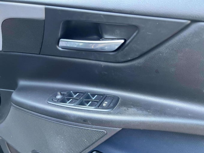 2025 Jaguar Xe