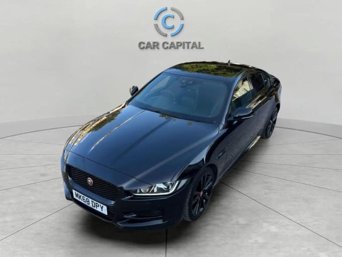 2025 Jaguar Xe