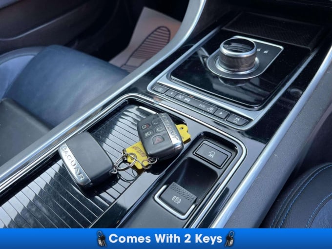 2025 Jaguar Xe
