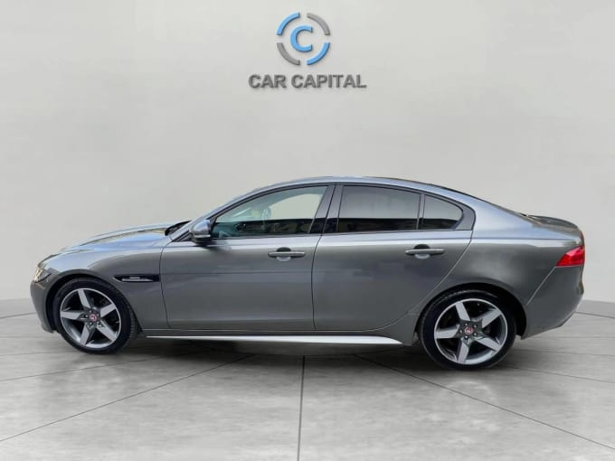 2025 Jaguar Xe
