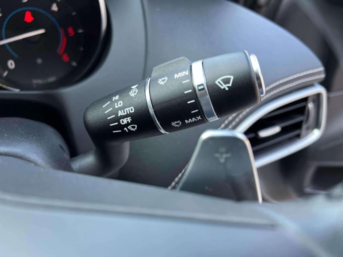 2025 Jaguar Xe