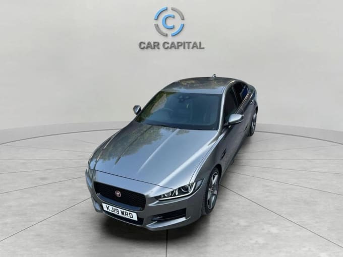 2025 Jaguar Xe