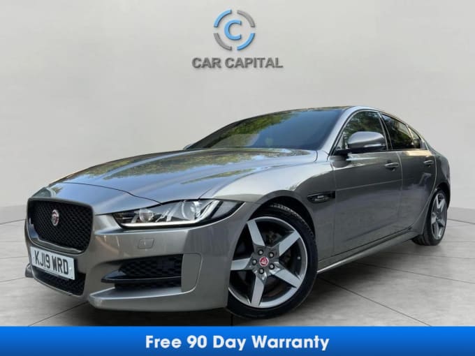 2025 Jaguar Xe