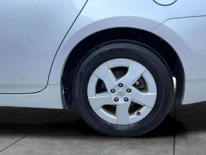 2025 Toyota Prius