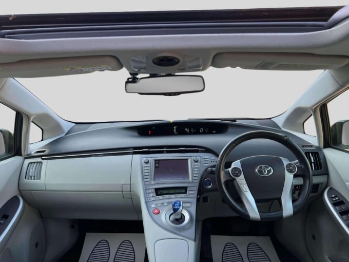 2025 Toyota Prius