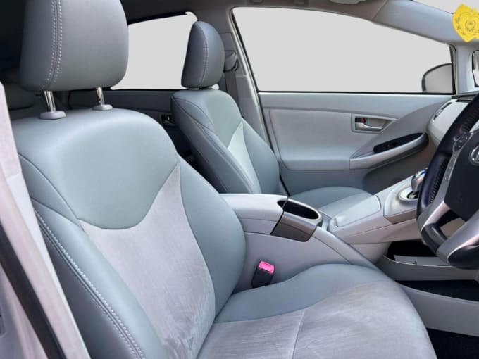 2025 Toyota Prius