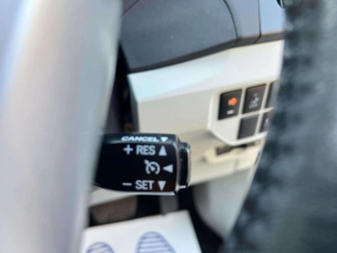 2025 Toyota Prius