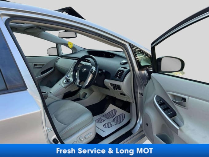 2025 Toyota Prius
