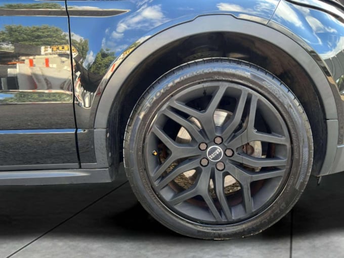 2025 Land Rover Range Rover Evoque