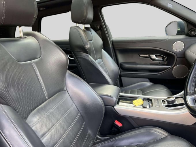 2025 Land Rover Range Rover Evoque