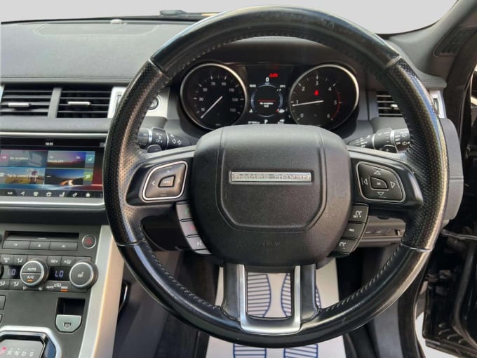 2025 Land Rover Range Rover Evoque