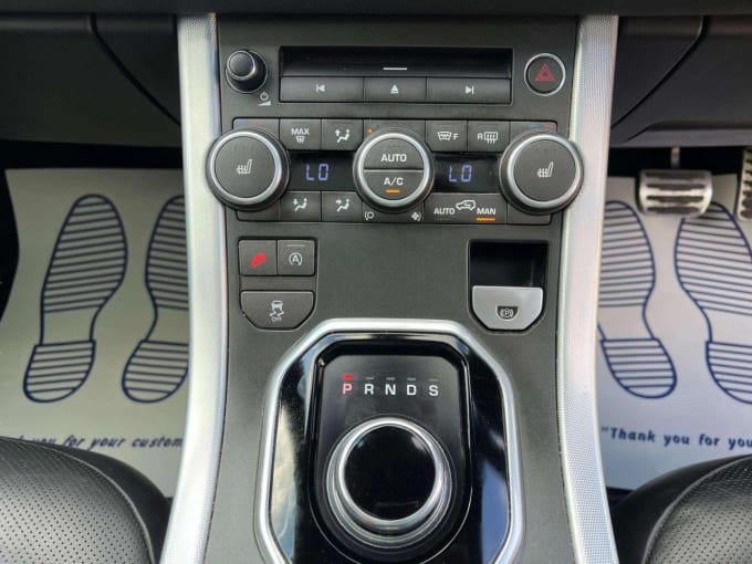 2025 Land Rover Range Rover Evoque