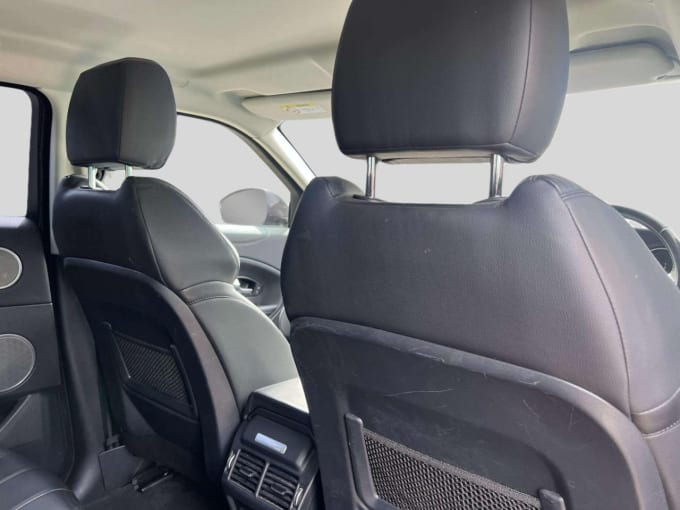 2025 Land Rover Range Rover Evoque