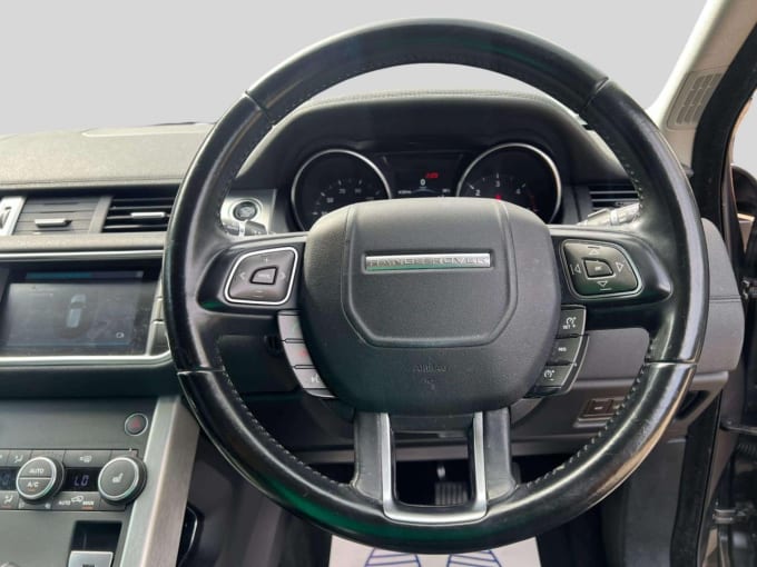 2025 Land Rover Range Rover Evoque