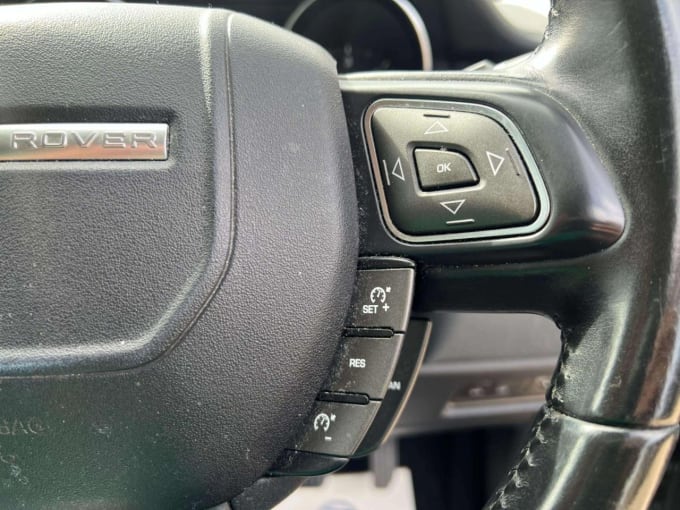 2025 Land Rover Range Rover Evoque