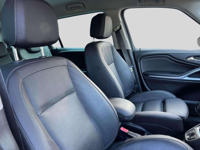 2025 Vauxhall Zafira Tourer