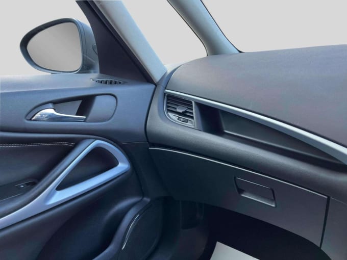 2025 Vauxhall Zafira Tourer