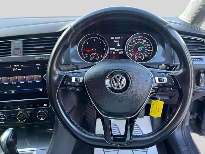 2025 Volkswagen Golf