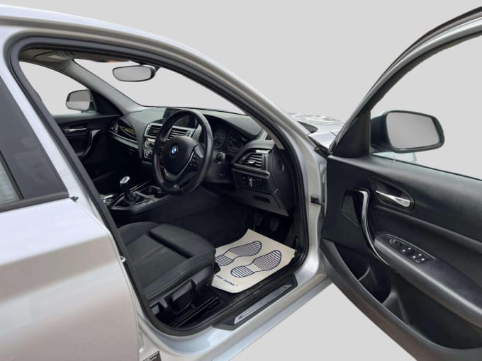 2025 BMW 1 Series