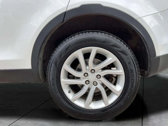 2025 Land Rover Discovery Sport