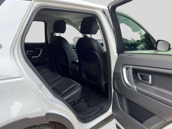 2025 Land Rover Discovery Sport