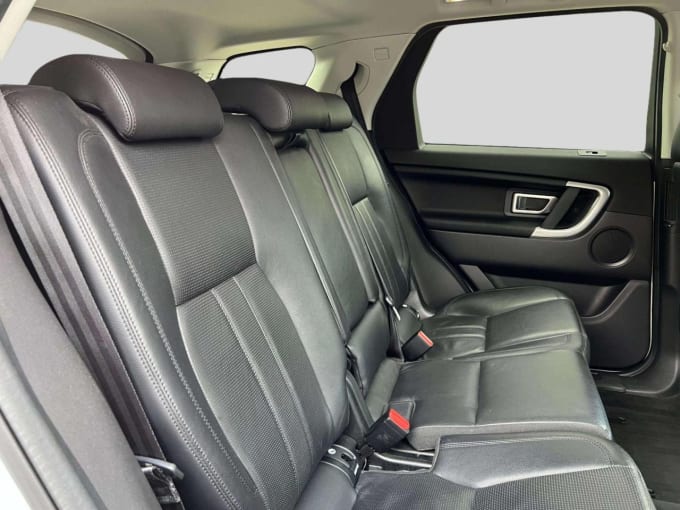 2025 Land Rover Discovery Sport