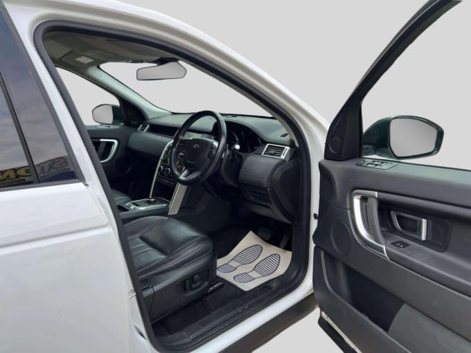 2025 Land Rover Discovery Sport