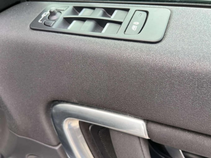 2025 Land Rover Discovery Sport