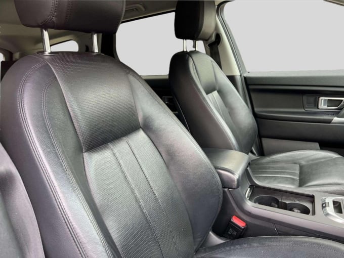 2025 Land Rover Discovery Sport