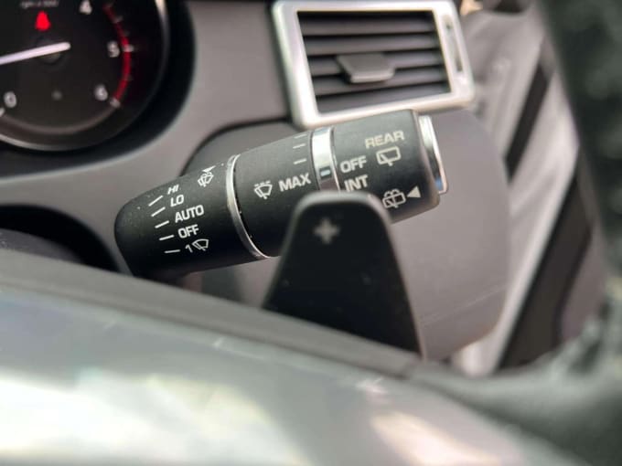 2025 Land Rover Discovery Sport