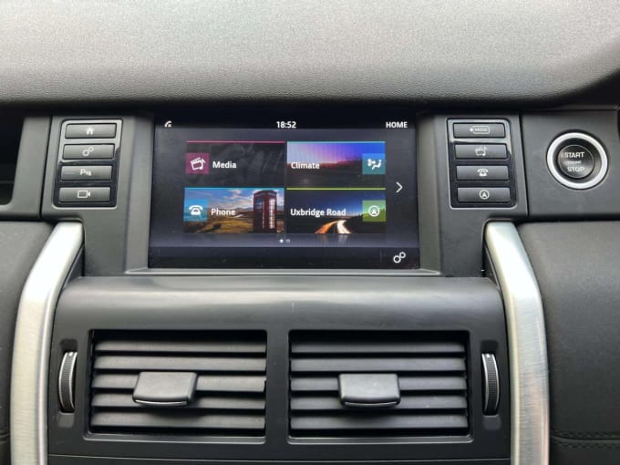 2025 Land Rover Discovery Sport